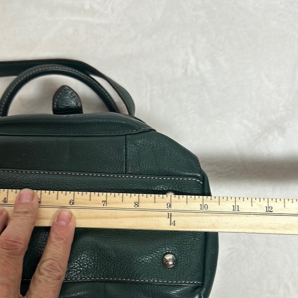 Tignanello Green Leather Satchel with Adjustable Strap - Picture 8 of 12